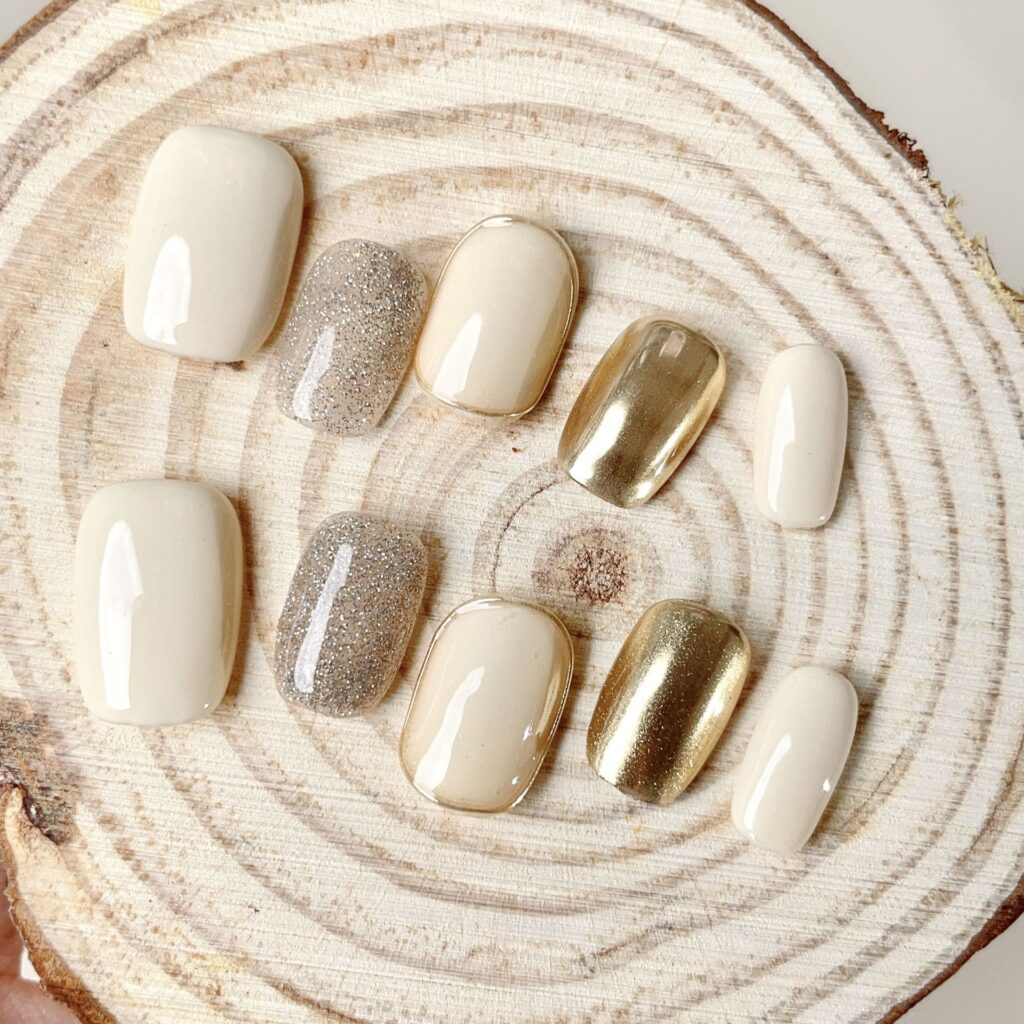 BELLAITY Ivory Gold & Silver Glitter Short Square Press-On Nails